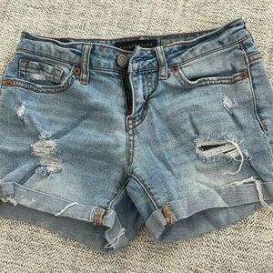 Aeropostale shorts, size 00, great condition